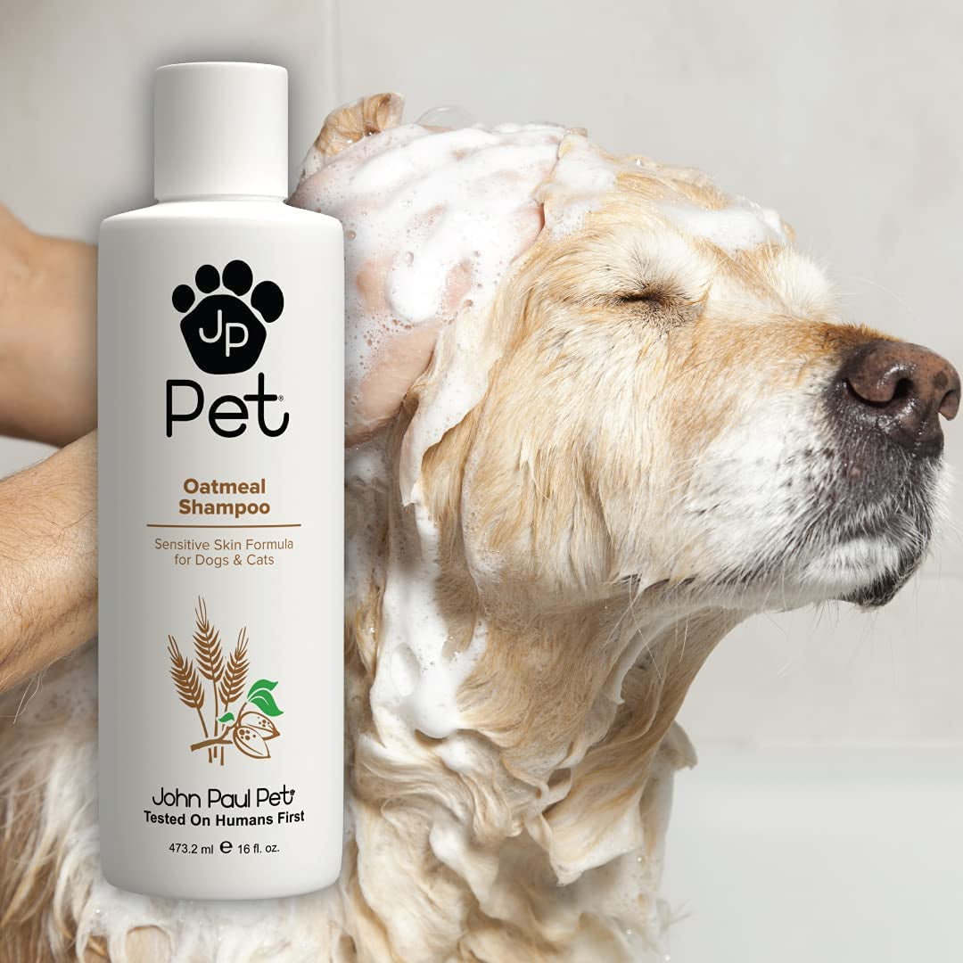 Oatmeal Pet Shampoo – Soothes Sensitive Skin, pH Balanced, Cruelty-Free